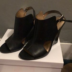 BCBG black wedge